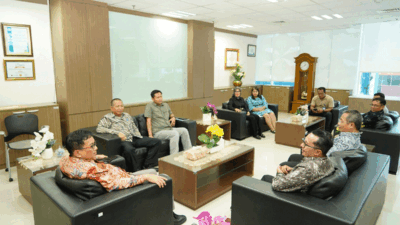 Pertemuan Bupati Tanah Datar dengan pimpinan BNPB di Jakarta. (prokopim)
