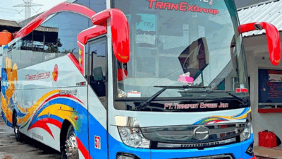 Salah satu armada PO Transport Express Jaya (Instagram @uda.truckbuscarspotter)