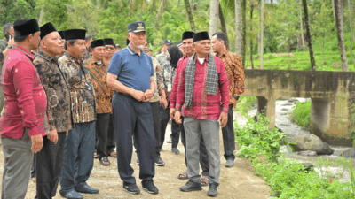 ubernur tinjau lokasi pembangunan SMA Negeri 3 Gunung Talang. (Biro Adpim)