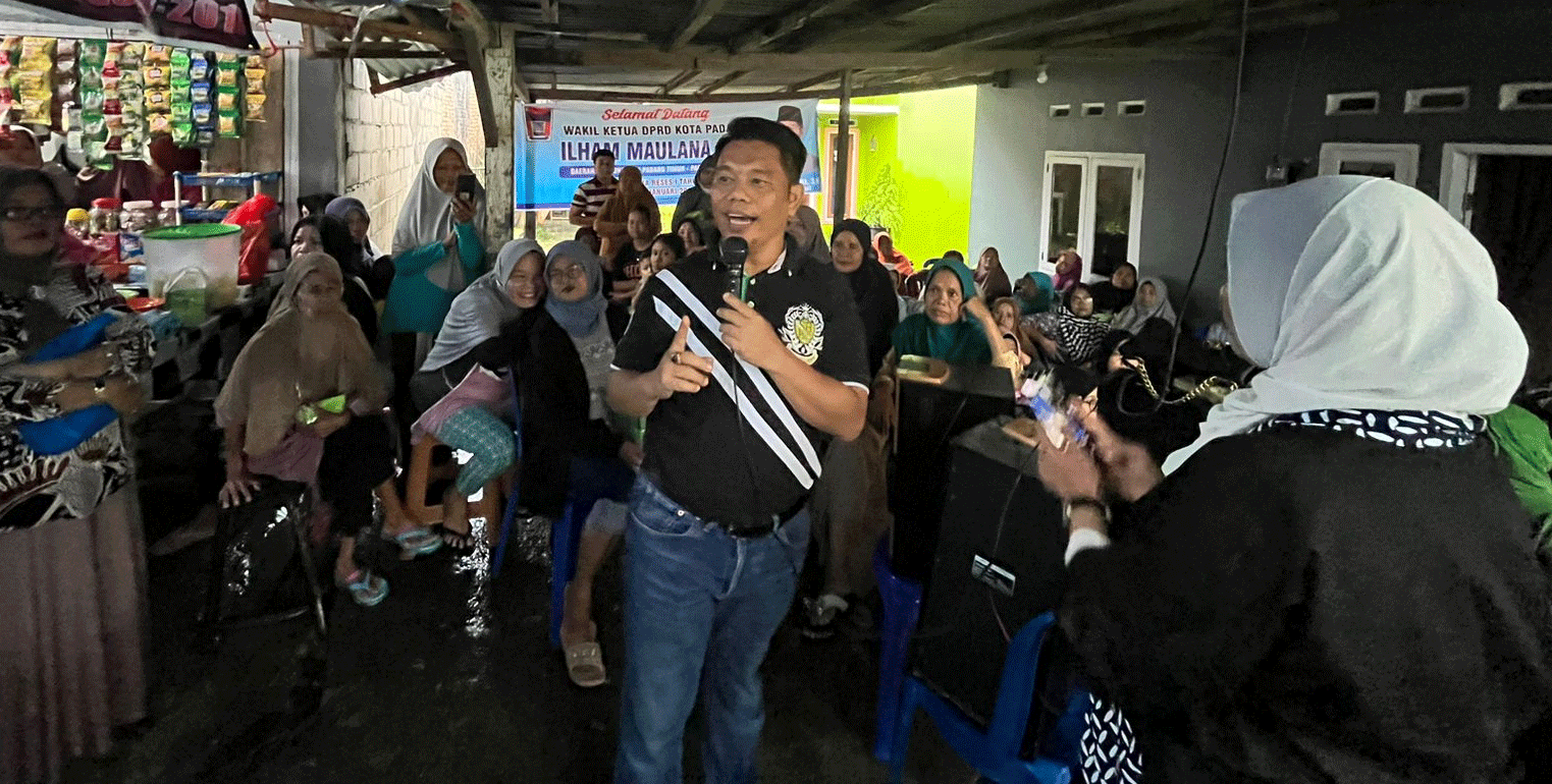 Wakil Ketua DPRD Padang dialog dengan warga