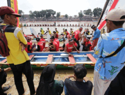 Festival Pacu Jalur Masuk TOP 10 Kharisma Event Nusantara 2024