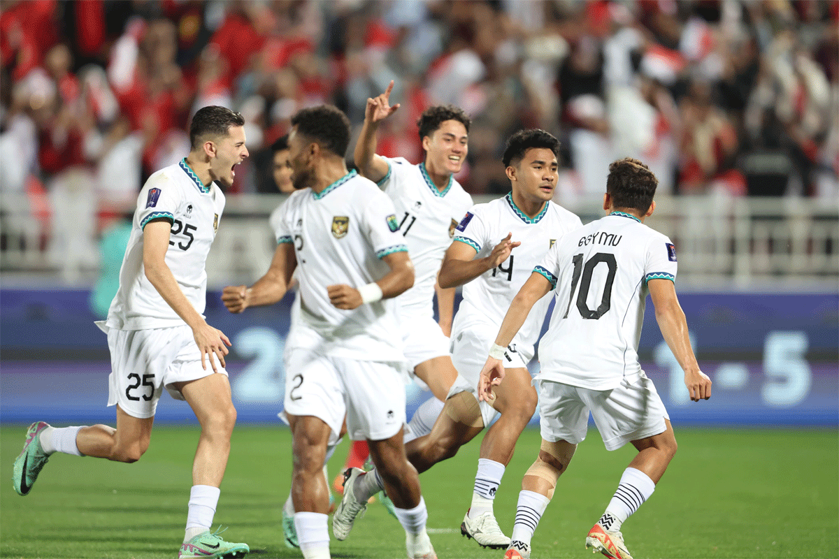 Pemain timnas Indonesia selebrasi usai cetak gol ke gawang Vietnam. (pssi)