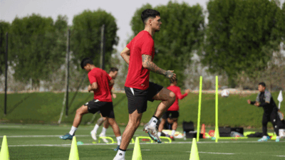 Shayne Pattynama latihan bersama tim nasional Indonesia di Qatar. (pssi)