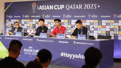 Pelatih Shin Tae-yong dan Pratama Arhan beri keterangan pers jelang laga Lawan Australia. (pssi)