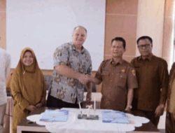 Tim Cha-ching Curriculum International Berkunjung ke Kota Solok, Pelajar Perlu Dikenalkan Literasi Keuangan Sejak Dini
