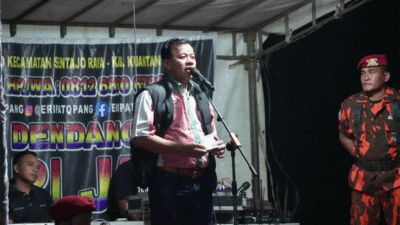 Bupati Suhardiman Amby