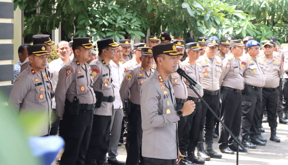 Kapolres Sergai, AKBP Oxy Yudha Pratesta beri arahan
