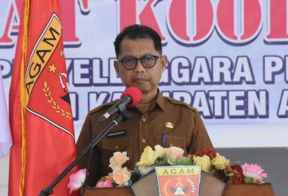 Kepala Badan Kesbangpol Agam, Bambang Warsito