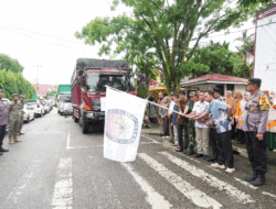 Pemilu Tinggal Hitungan Hari, Logistik Dikirim ke Kecamatan di Kuantan Singingi