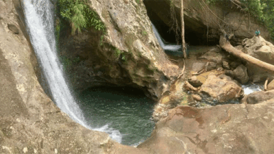 Air Terjun Lubuk Udang di Sungai Pisang Menanti Adrenaline Para Petualang