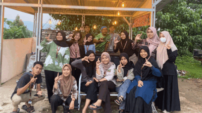Mahasiswa Unand saat kunjungi Saniangbaka Geopark. (ist)