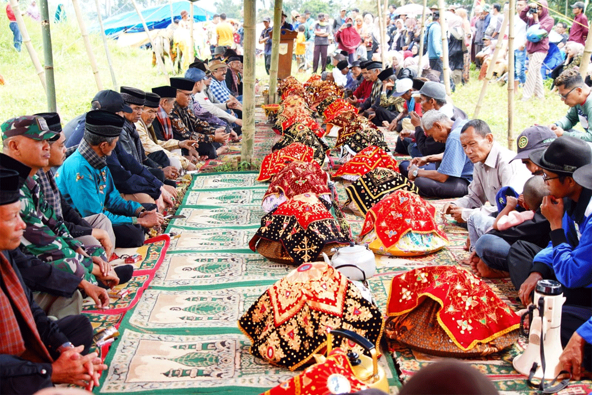 Penutupan alek pacu jawi di Pariangan. (prokopim)