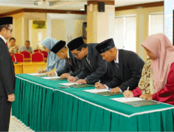 Rektor Universitas Andalas Lantik Sejumlah Pejabat, Ini Nama-namanya