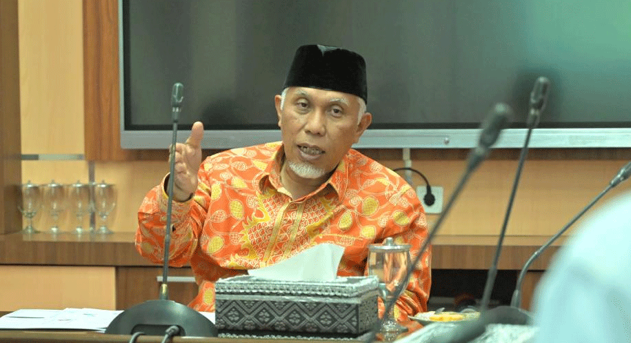 Gubernur Mahyeldi Ansharullah