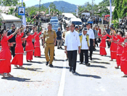 Dulu Jalan Penuh Lubang, Kini Waktu Tempuh Kurang dari Satu Jam 2 Dulu Jalan Penuh Lubang, Kini Waktu Tempuh Kurang dari Satu Jam