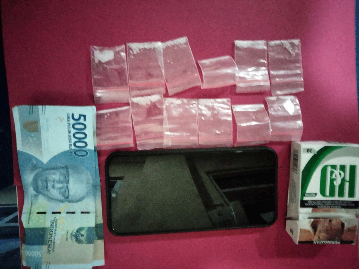 Barang bukti yang diamankan polisi