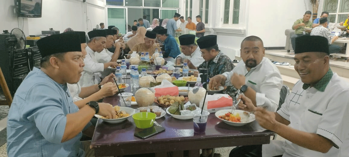 Wagub berbuka bersama di Sawahlunto