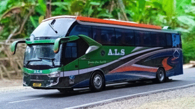 Salah satu armada Bus ALS.