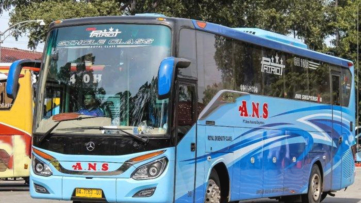 Bus ANS dengan royal class