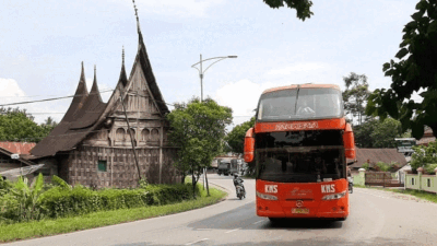 Bus KMS yang tak lagi melintas di lintasan Sumbar-Jabodetabek