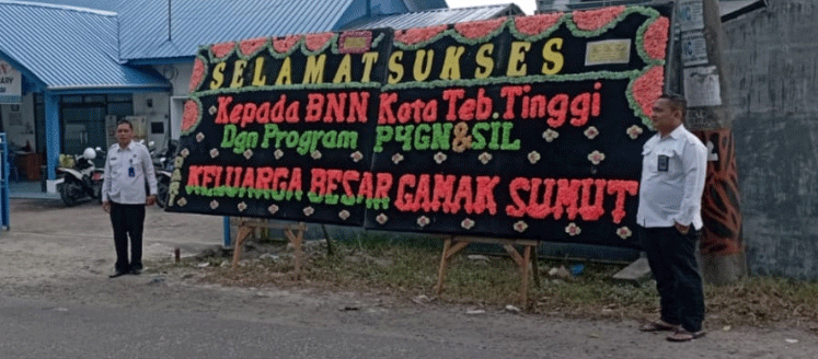 Papan bunga dari Gamak Sumut untuk BNN KOta Tebingtinggi