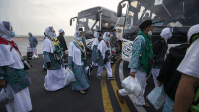 Pemberangkatan jemaah haji Jawa Tengah pada tahun lalu. (bisnis.com)