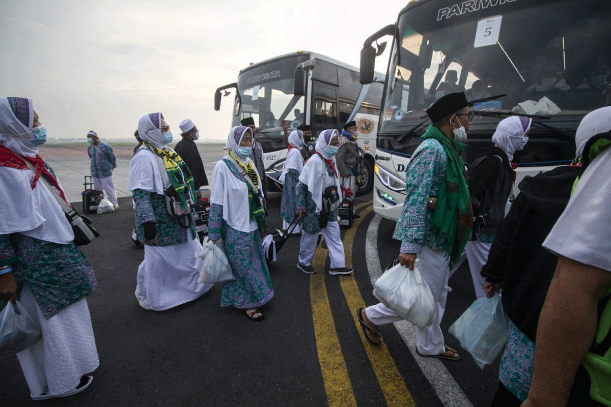Pemberangkatan jemaah haji Jawa Tengah pada tahun lalu. (bisnis.com)
