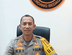 Kapolres Sergai Imbau Masyarakat Jangan Percaya Oknum Janjikan Bisa Luluskan Jadi Anggota Polri 12 Kapolres Sergai Imbau Masyarakat Jangan Percaya Oknum Janjikan Bisa Luluskan Jadi Anggota Polri