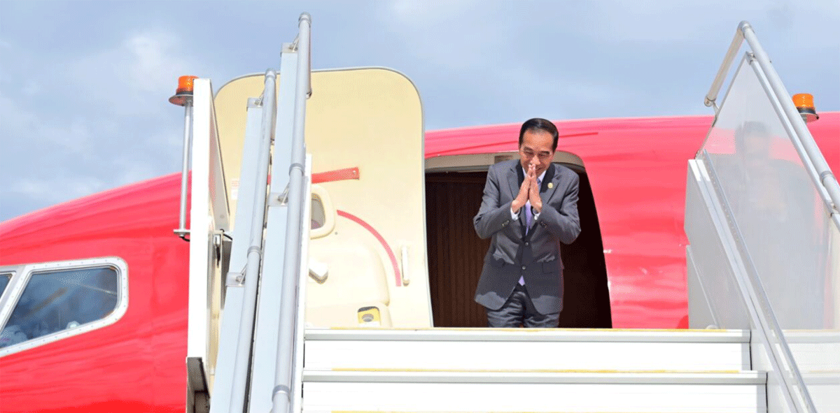 Presiden Joko Widodo bertolak kembali menuju Tanah Air, Rabu (6/3/2024) melalui Bandara Melbourne Jet Base, Melbourne, Australia. (BPMI Setpres/Muchlis Jr).
