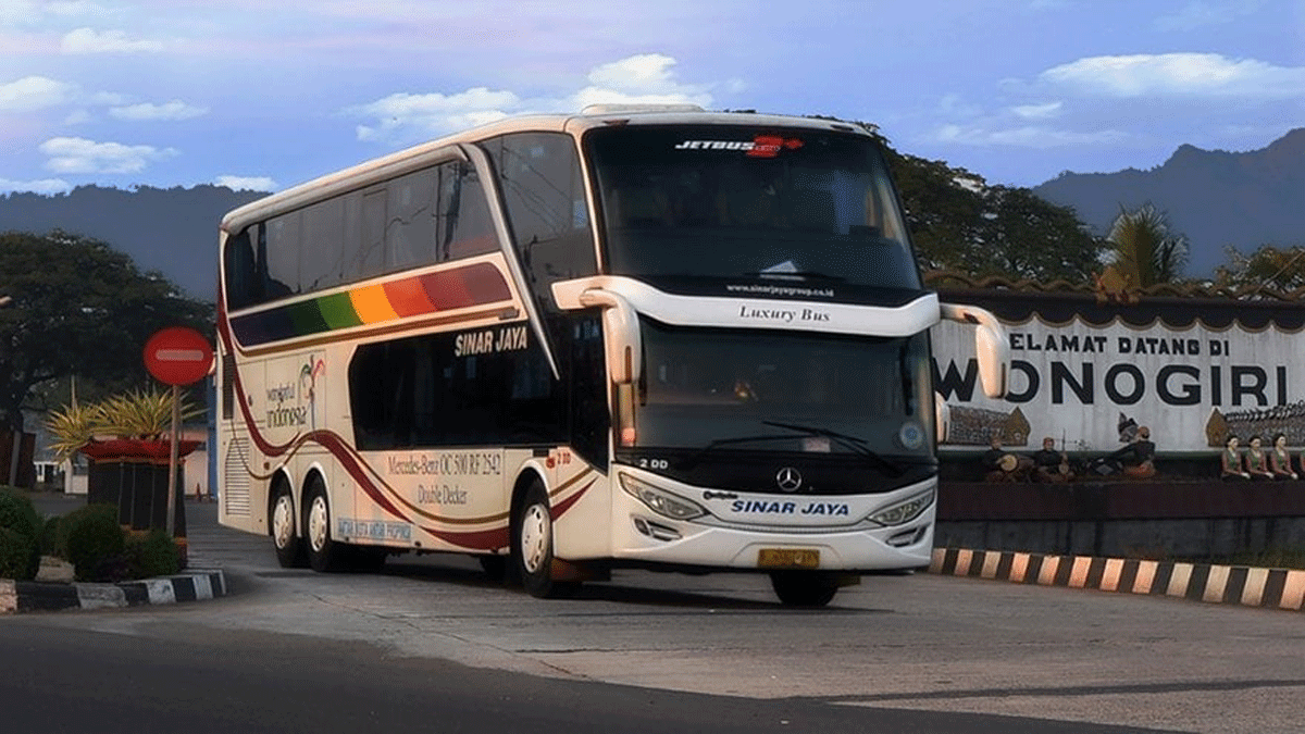 Salah satu armada Sinar Jaya. (tirto.id)