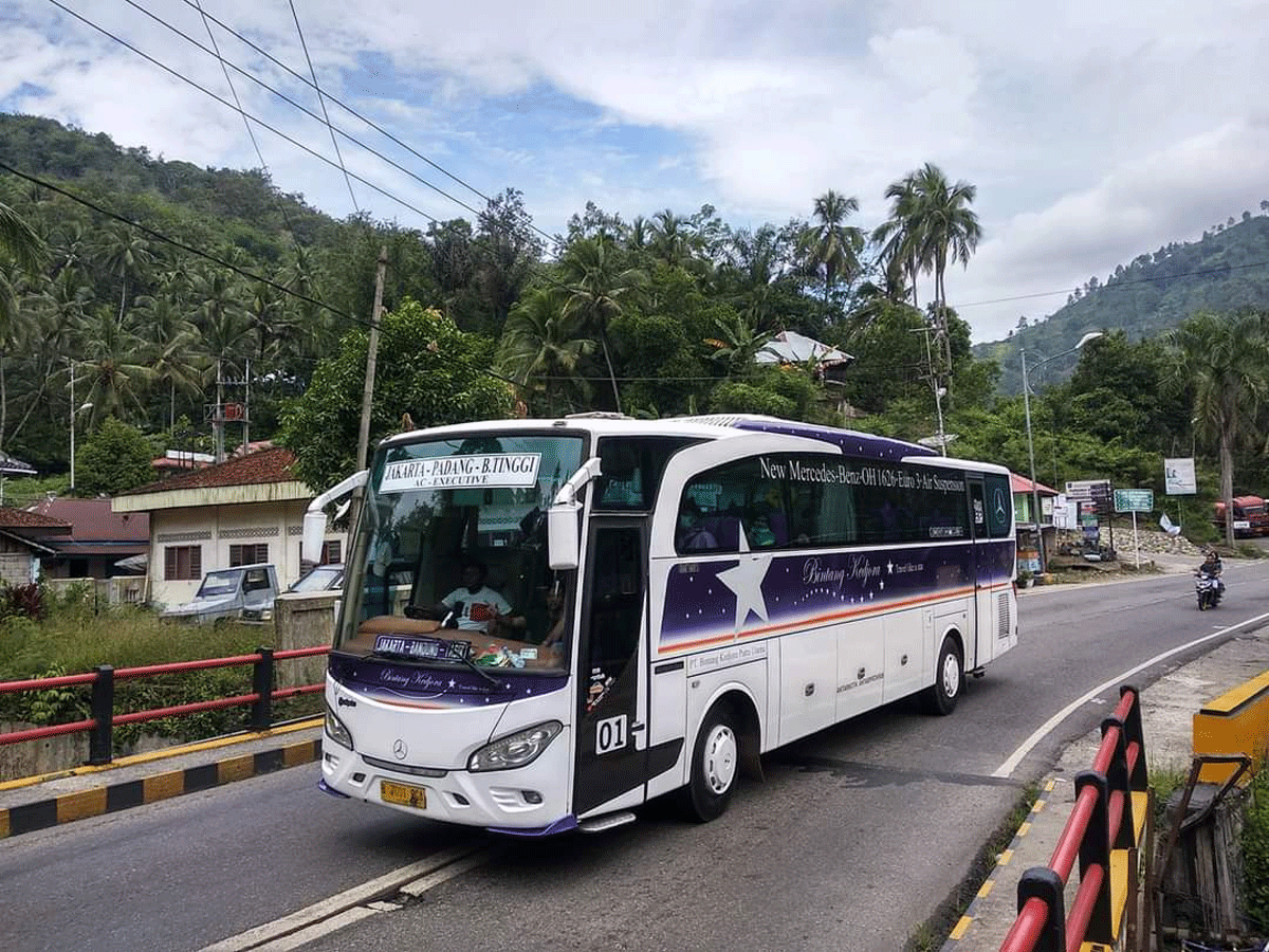 Bus Bintang Kedjora dulu aktif layani Sumbar-Jakarta. (x.com)