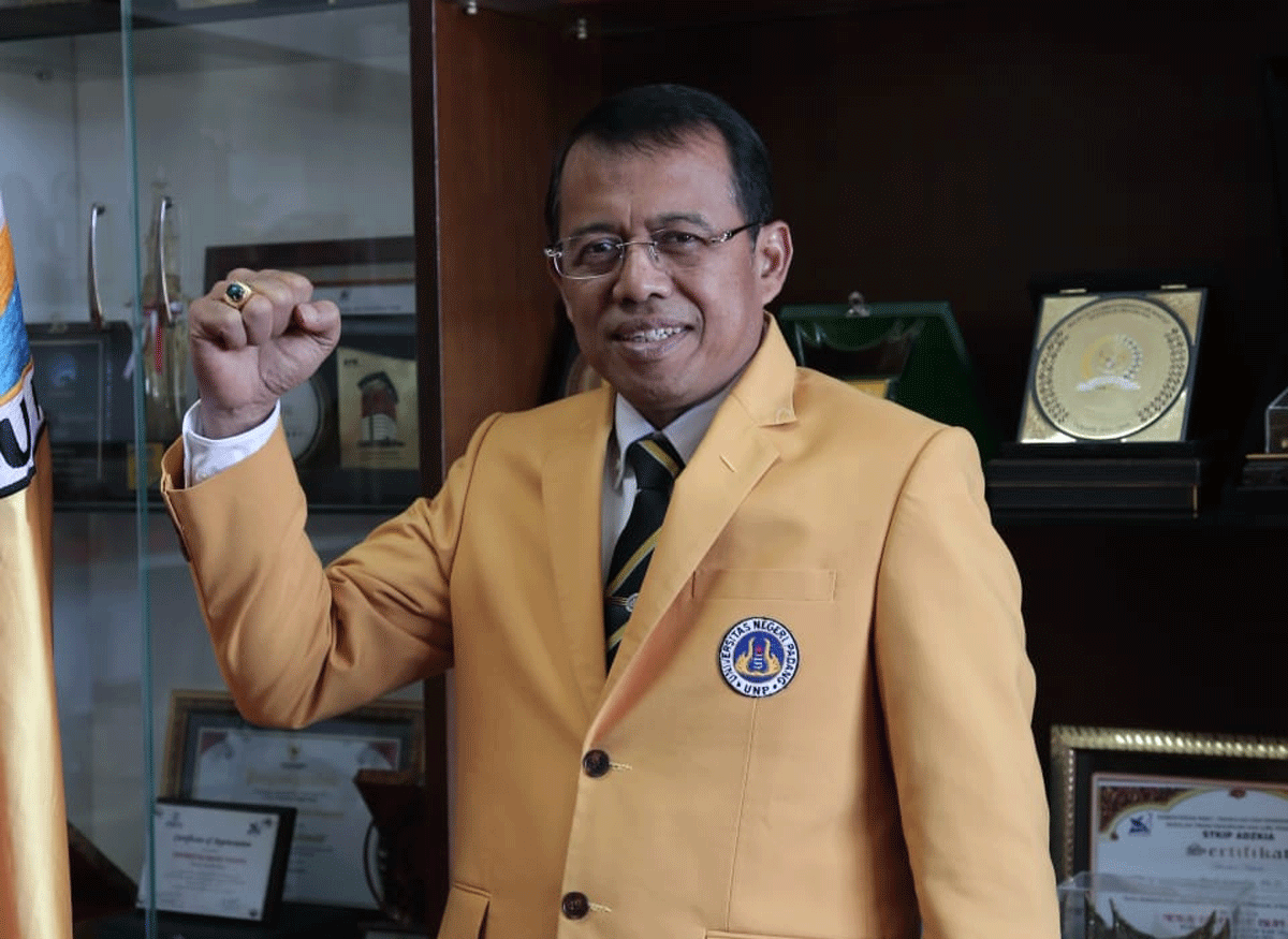 Prof Ganefri