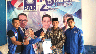 Irfendi Arbi Kembali Ikut Pilkada, Daftar di PAN Limapuluh Kota