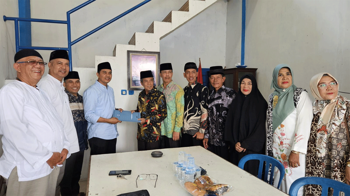 Pengambilan formulir pendaftaran bakal calon wali kota atau wakil wali kota
