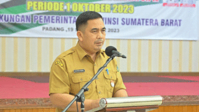 Kepala Badan Kepegawaian Daerah (BKD) Sumbar, Ahmad Zakri. (biro adpim)