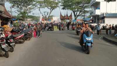 Lokasi kejadian ketika kuda lepas dari arena pacu.