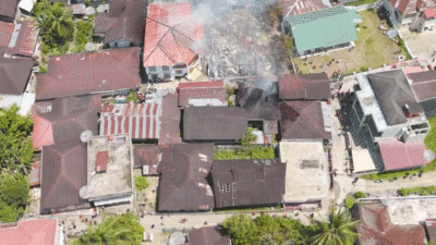 Foto udara kebakaran di Pondok Pesantren Tahfidz Ibnu Mas'ud, Silungkang