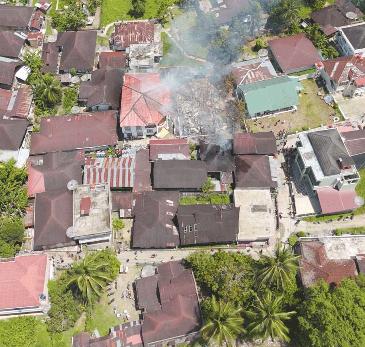 Foto udara kebakaran di Pondok Pesantren Tahfidz Ibnu Mas'ud, Silungkang