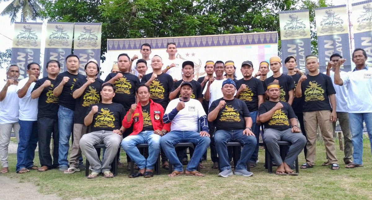 Barisan Relawan Jenderal Melayu Kabupaten Lingga yang dikoordinir Wendy mempersiapkan diri untuk memenangkan Irjen Yan Fitri dalam pilgub Kepri yang akan dilaksanakan tidak lama lagi itu.
