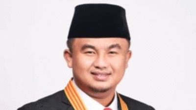 Sutan Riska Kembali Dianugerahi Penghargaan Nasional, Terbaik Delapan Tingkat Nasional dalam Penyelenggaraan Pemerintahan