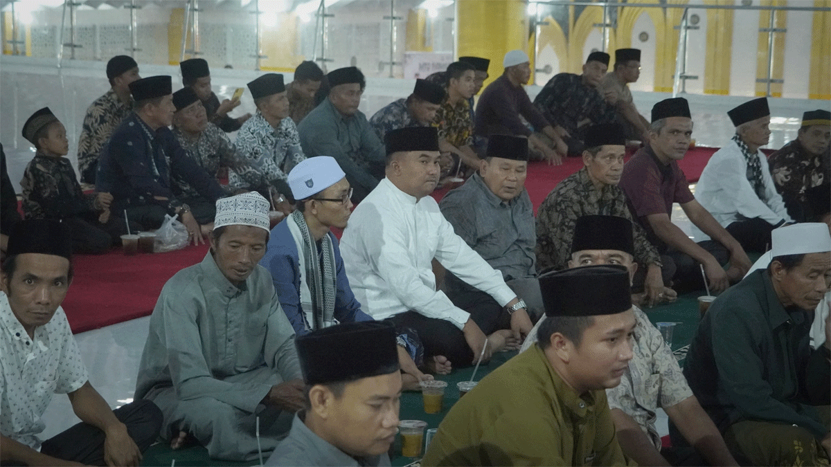 Sutan Risma berama imam dan garin masjid di Dharmasraya