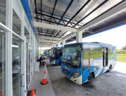 Lahan Terminal Jadi Mal, Terminal Baru Diruntuhkan, Bangun Terminal Lagi, Bus Malah Ngetem di Sepanjang Jalan