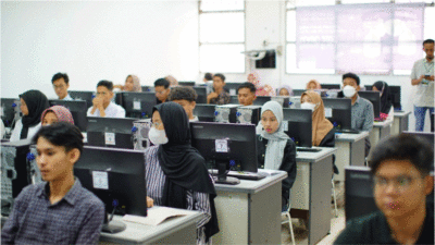 9.997 Peserta Ikuti Ujian Tulis Berdasarkan Komputer Seleksi Nasional Berdasarkan Tes di Universitas Andalas