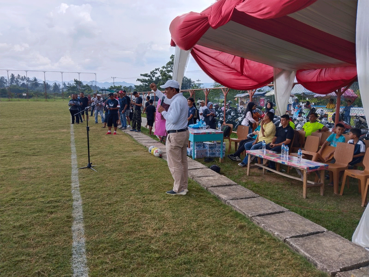 Pembukaan Liga Junior Payakumbuh di lapangan Kapten Tantawi, Kelurahan Tanjung Pauh, Rabu (1/5/2024).