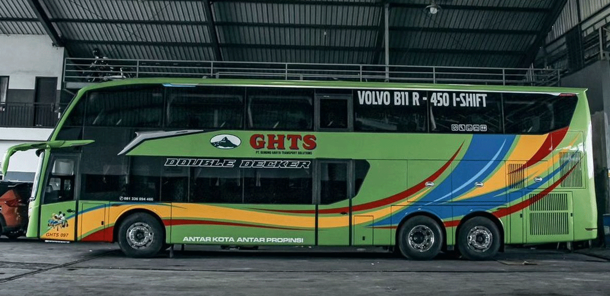Salah satu armada bus Gunung Harta. (Instagram)