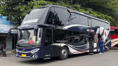 Salah satu armada bus Indorent. (inews.id)