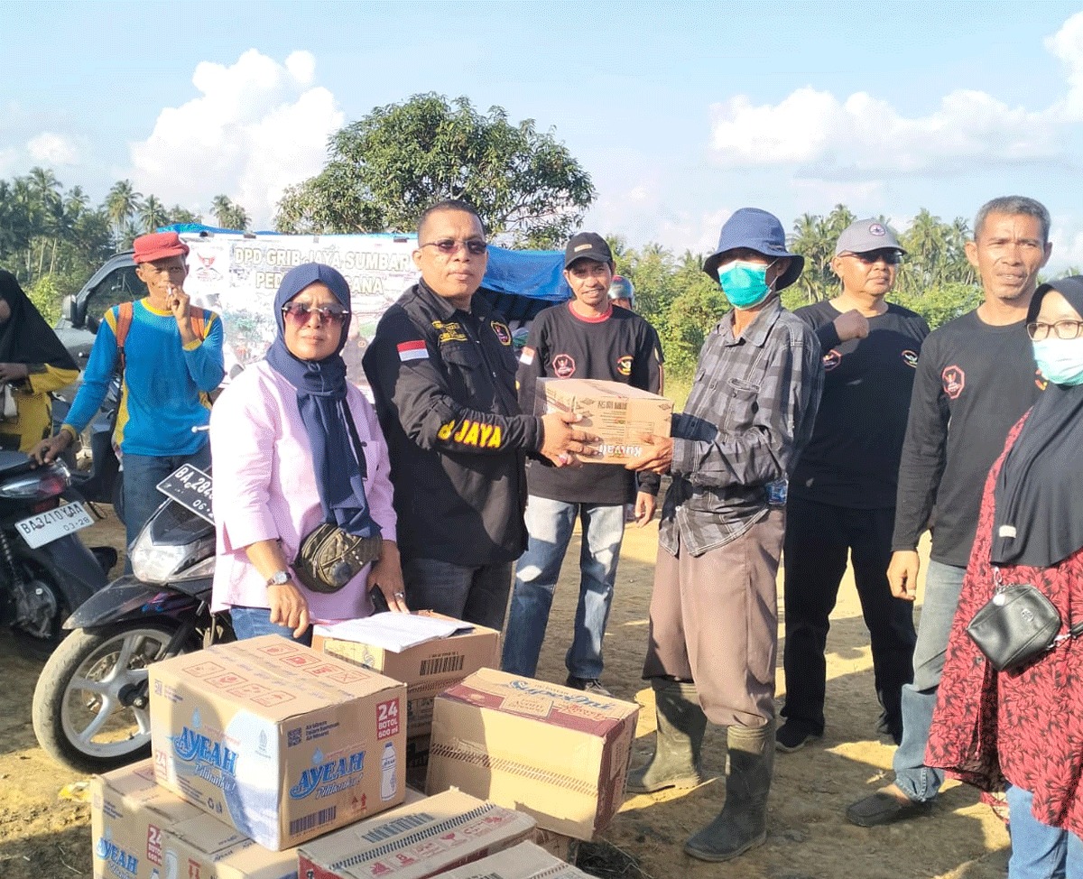 Dewan Pimpinan Daerah (DPD) Gerakan Rakyat Indonesia Bersatu Jaya (GRIB-JAYA) Sumatera Barat saluran bantuan bagi korban bencana.