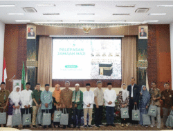 Lepas 47 Jemaah Calon Haji, Ini Pesan Rektor Universitas Andalas 11 Lepas 47 Jemaah Calon Haji, Ini Pesan Rektor Universitas Andalas