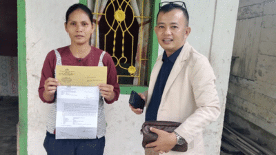 Korban dugaan tindak pidana penganiayaan bersama kuasa hukumnya.
