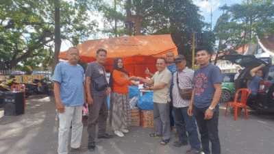 Pemyerahan bantuan untuk korban bencana alam